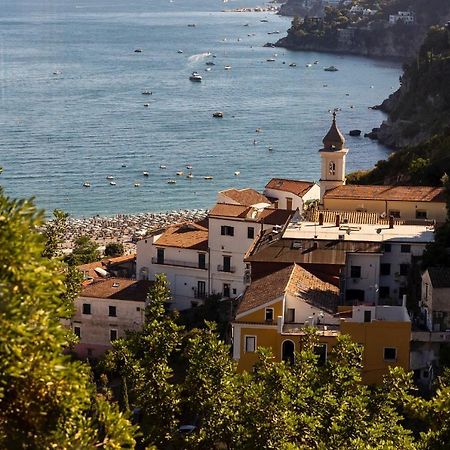 Decori Suites Amalfi Coast - Free Parking Vietri sul Mare Exterior photo