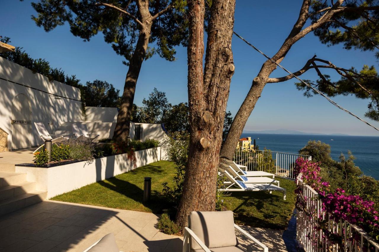 Decori Suites Amalfi Coast - Free Parking Vietri sul Mare Exterior photo