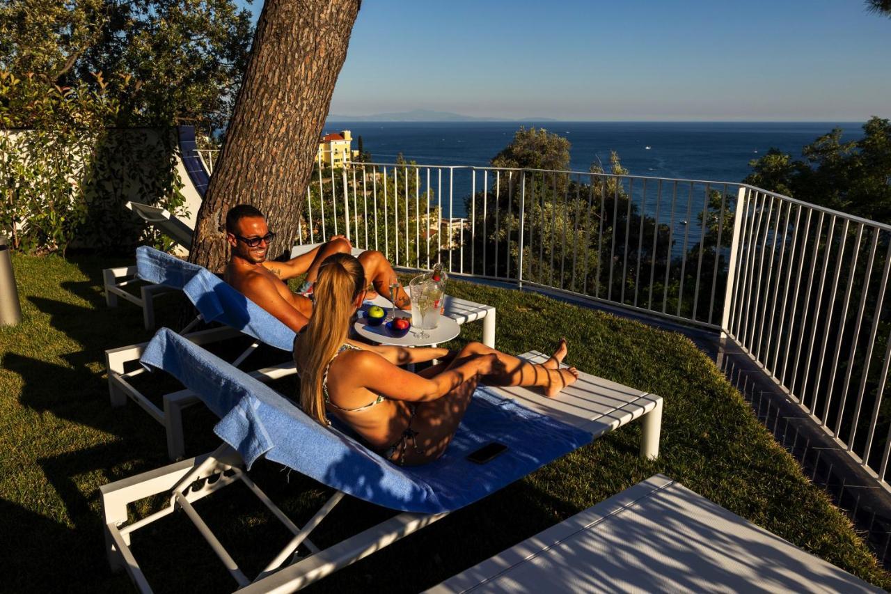 Decori Suites Amalfi Coast - Free Parking Vietri sul Mare Exterior photo